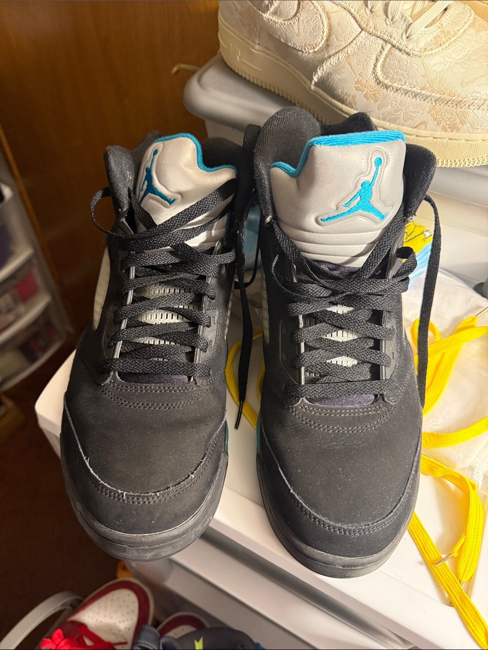 Jordan 5 - Picture 2 of 6